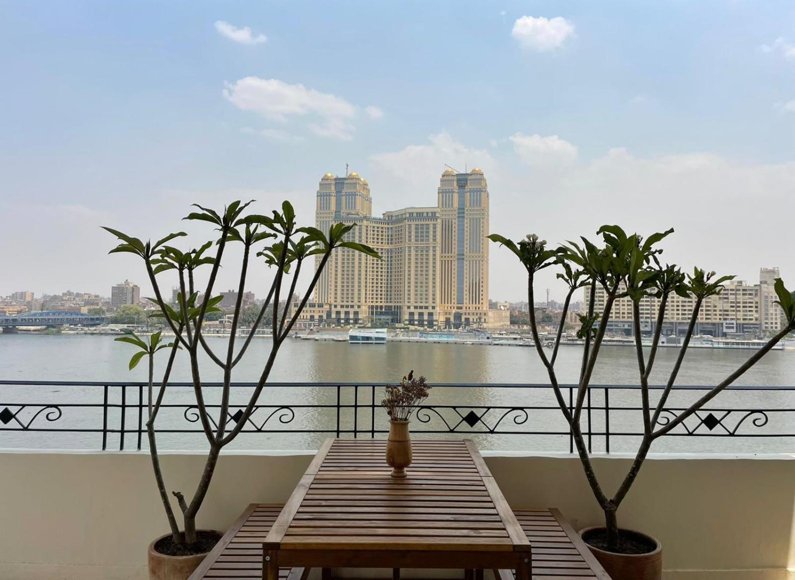 Luxury On The Nile - Zamalek Apartments Cairo Ngoại thất bức ảnh